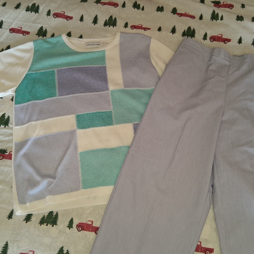Vintage Alfred Dunner Short Sleeve Patchwork Sweater And Embroded Pants Set